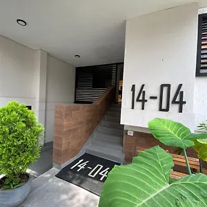 https://hotel-14-04-cali.cali-hotels.com